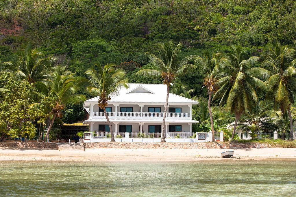 Villa Face Mer Anse Volbert Village  Room photo